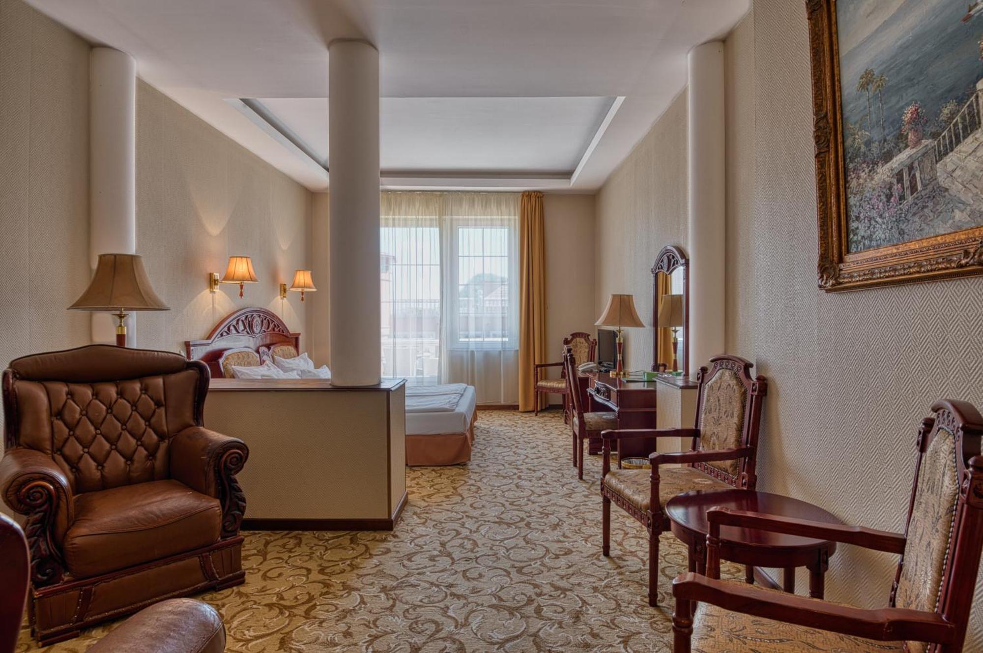 Hotel Bellevue Esztergom Ngoại thất bức ảnh