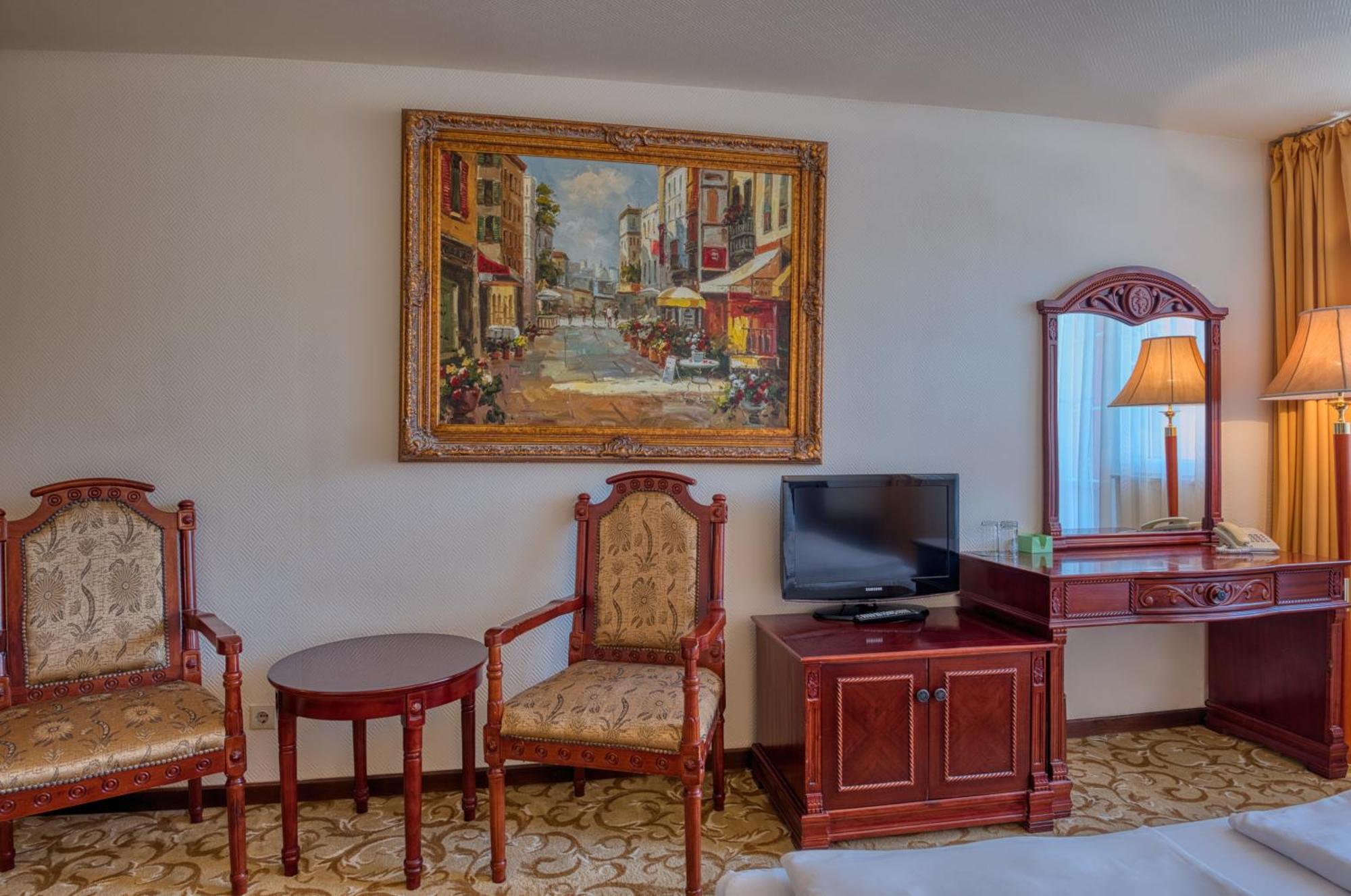 Hotel Bellevue Esztergom Ngoại thất bức ảnh