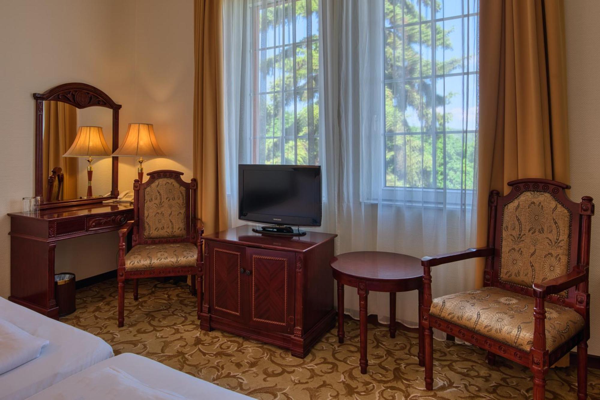 Hotel Bellevue Esztergom Ngoại thất bức ảnh