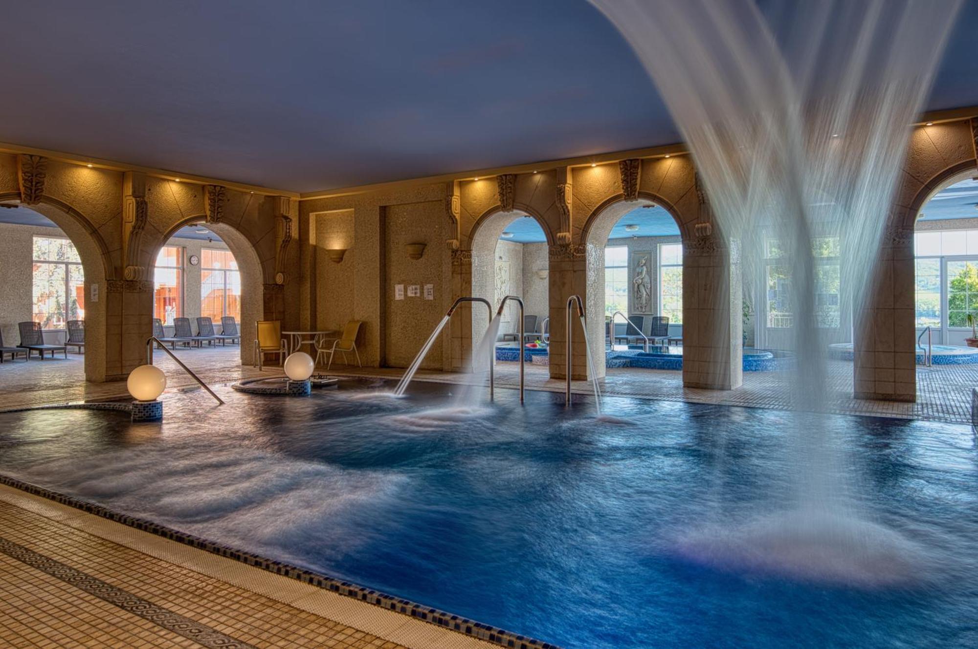 Hotel Bellevue Esztergom Ngoại thất bức ảnh