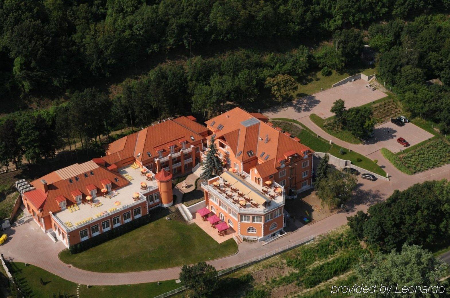 Hotel Bellevue Esztergom Ngoại thất bức ảnh